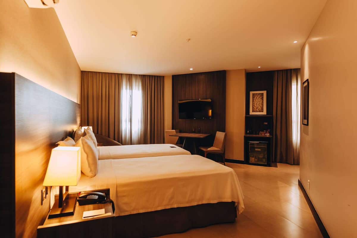 minibar, in-room safe, individually decorated, individually furnished