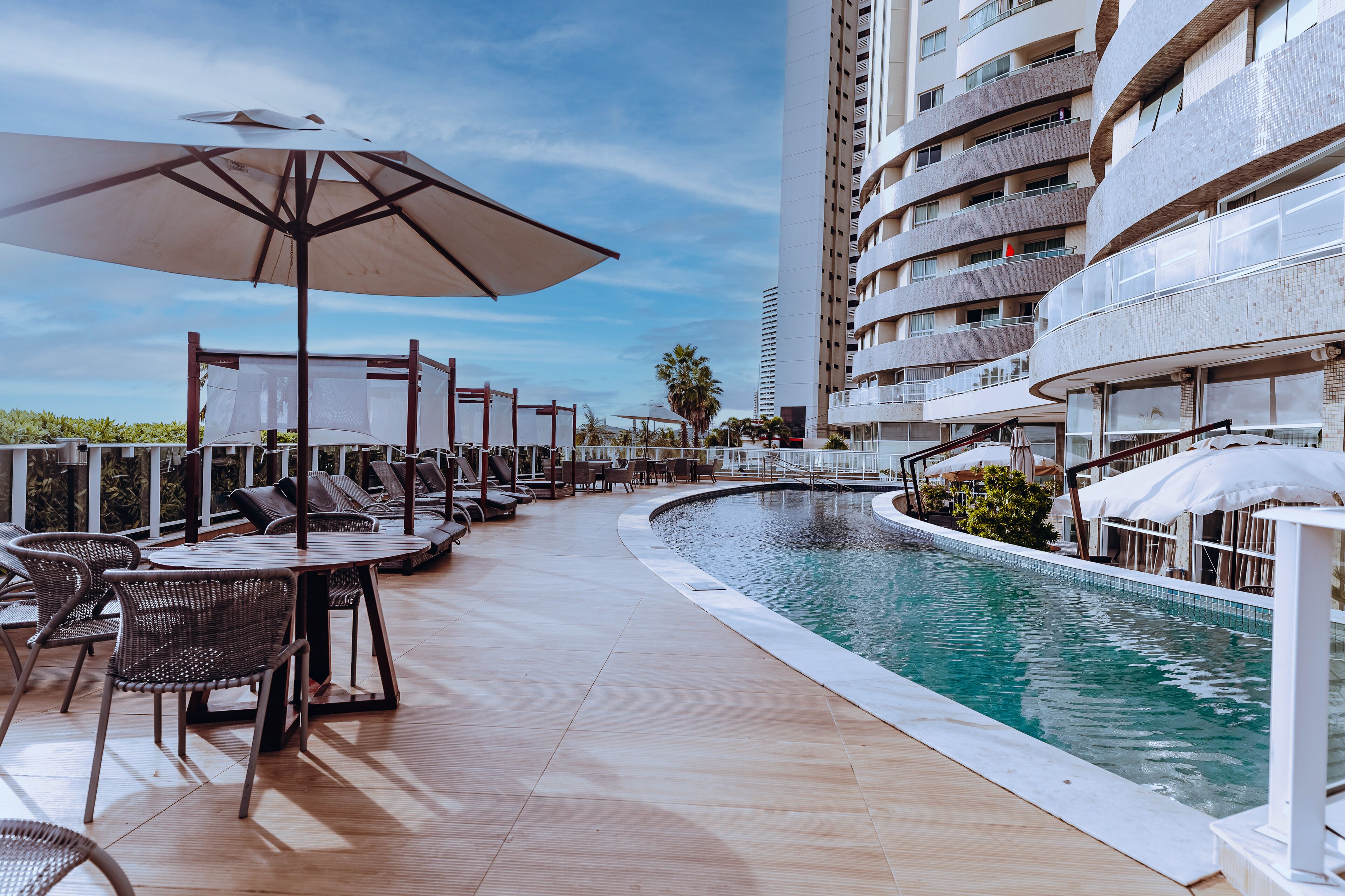 outdoor pool, free pool cabanas, pool umbrellas