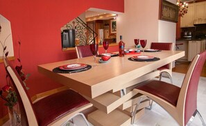 Free continental breakfast - Villa Dioni (Rafina-Pikermi)