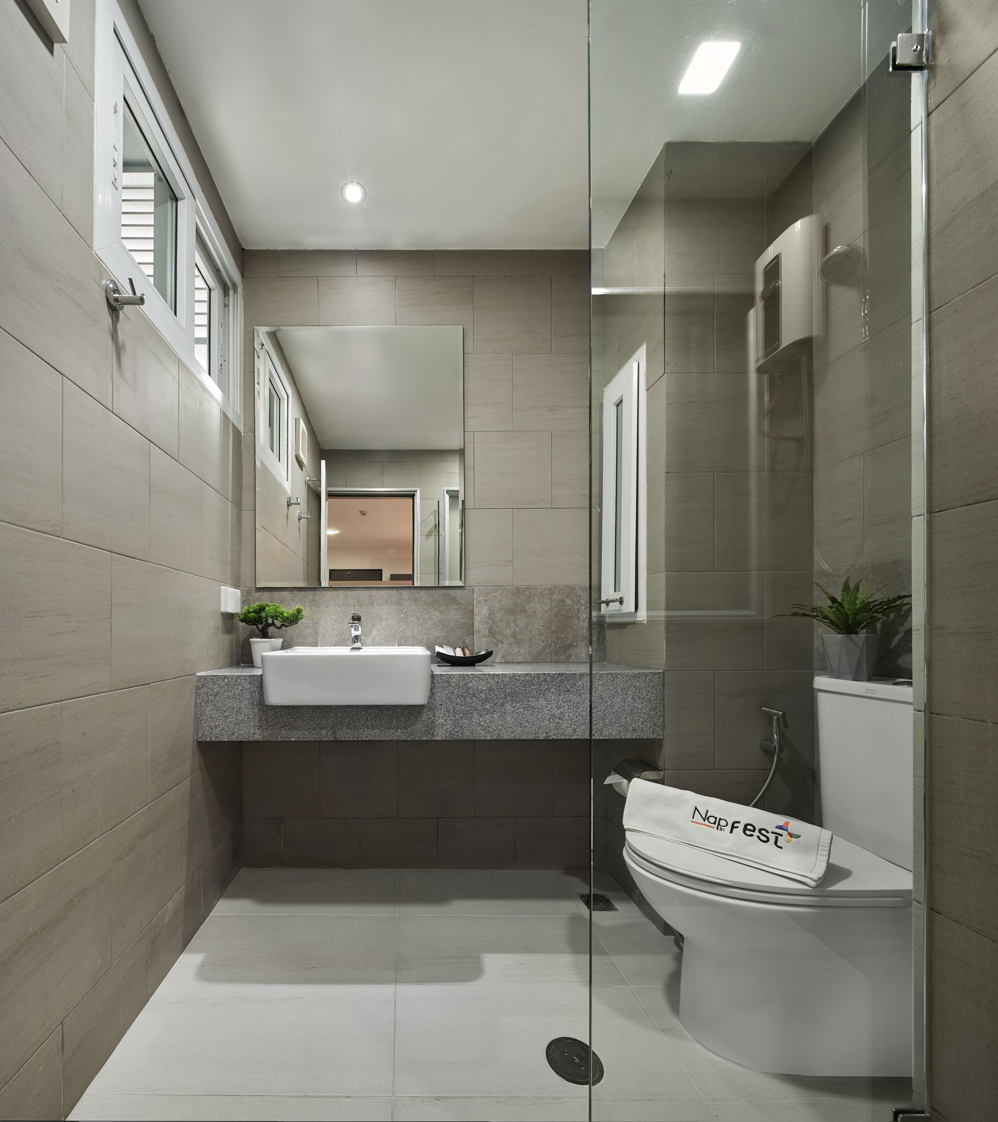 shower, free toiletries, hair dryer, slippers