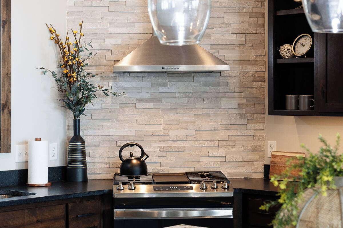 5 bedroom lakefront loft | private kitchen | microwave, coffee/tea maker, toaster, cookware/dishes/utensils