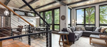 Quarterdeck Resort & Restaurant