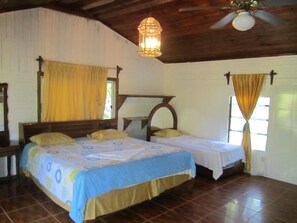 Wifi gratis y ropa de cama 