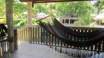 基础小屋, 花园景观, 海滨 | 露台
