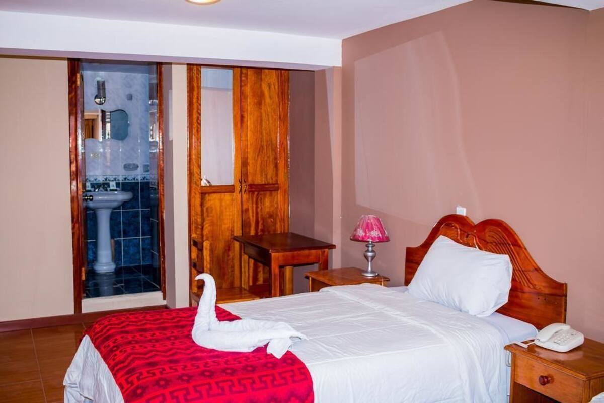 Basic Single Room, 1 Single Bed | Free WiFi