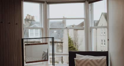 16 Pilrig Guest House