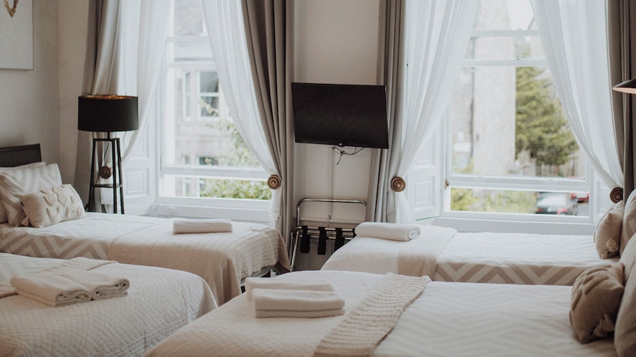 16 Pilrig Guest House