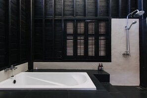 Family Suite, 2 Bedrooms | Bathroom - Chotana Villa (Chiang Mai)