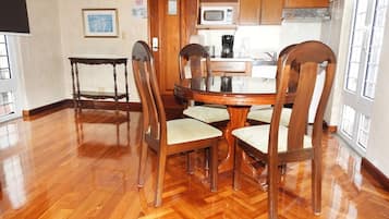 Exclusive Apartment, 2 Bedrooms | Private kitchen | Coffee/tea maker, electric kettle