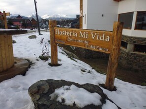 Exterior - Hosteria Mi Vida (Ushuaia)