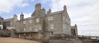 The Queen's Hotel