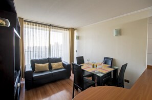Family Apartment, 2 Bedrooms, Balcony | Living area