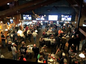 Lounge - Sportsman's Lodge (Baudette)