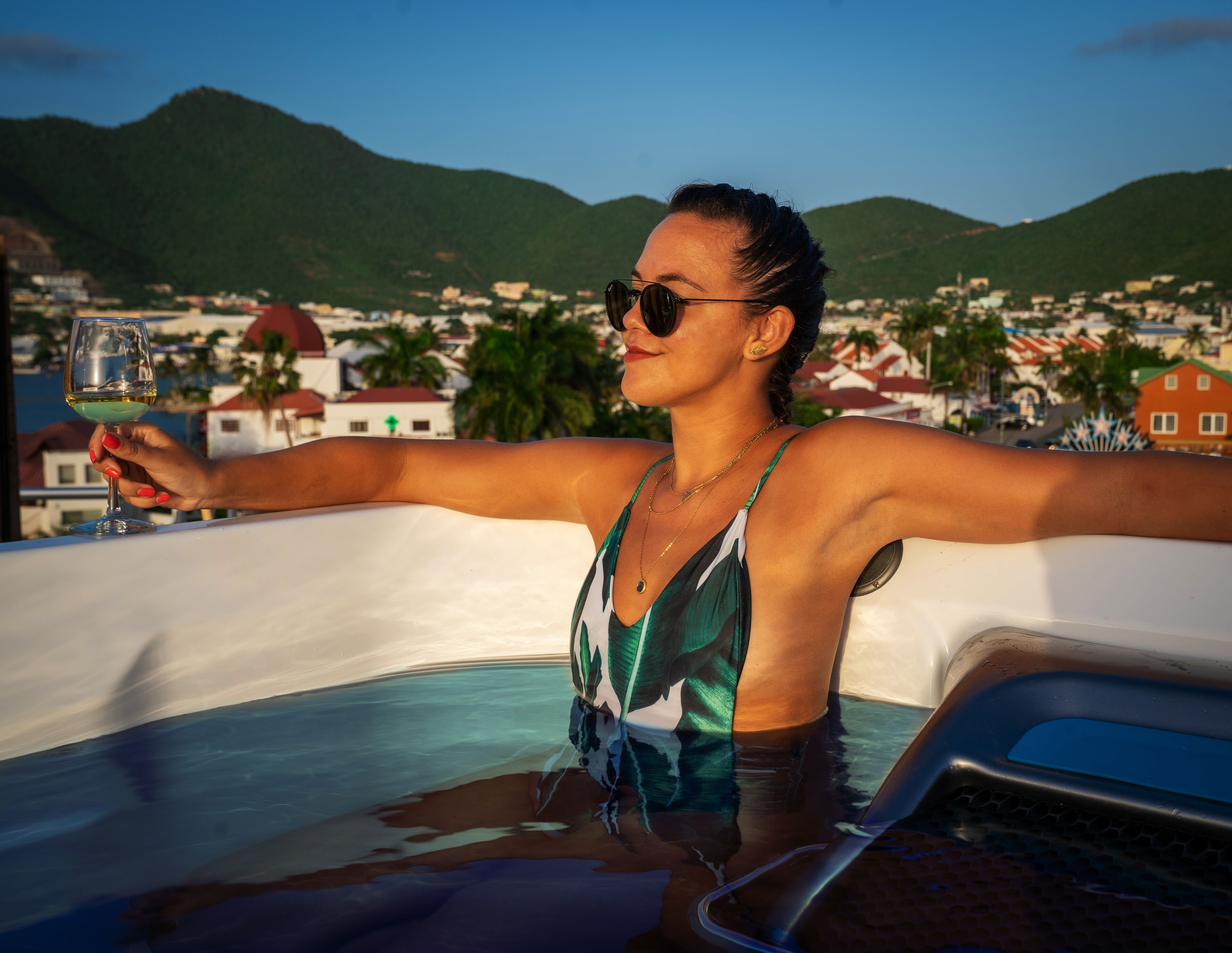 Outdoor pool, sun loungers