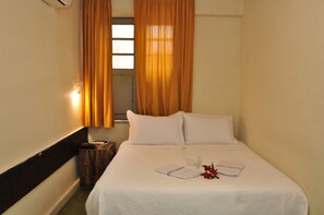 Standard Apartment | 1 bedroom, in-room safe, iron/ironing board, free rollaway beds - Hotel Riazor (Rio de Janeiro)
