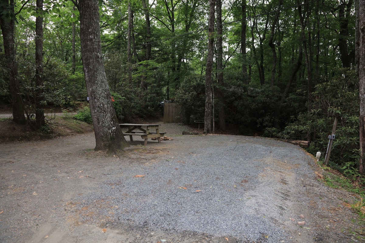 34 ft max RV Site Rental - Standard Back In Full Hook Up 50 AMP BRING YOUR OWN RV/SA