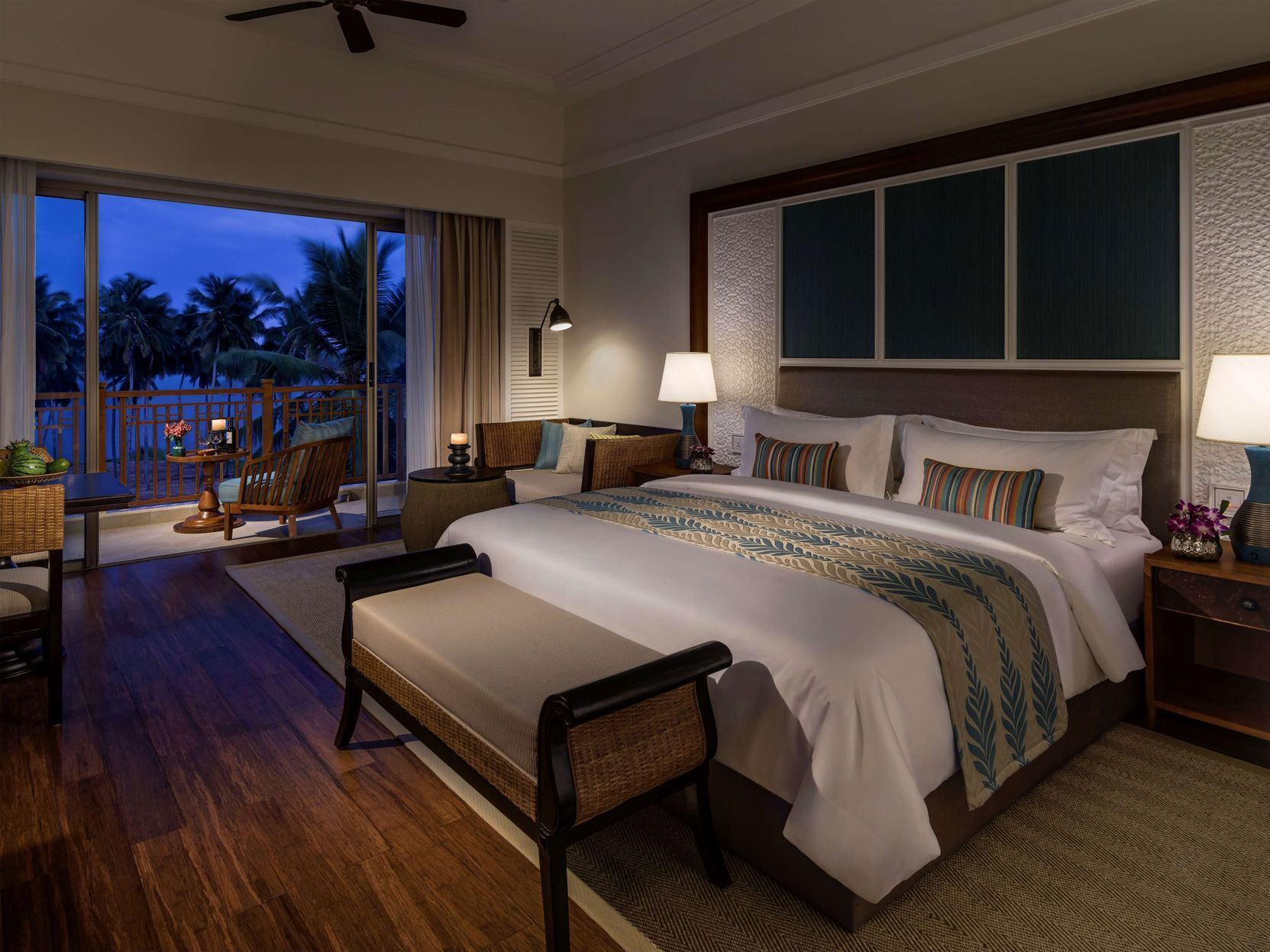 Premium bedding, minibar, in-room safe, desk