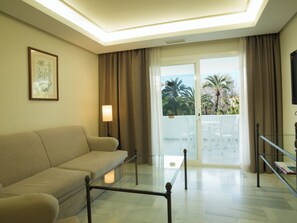 Living area - Aparthotel Monarque Sultan (Marbella)