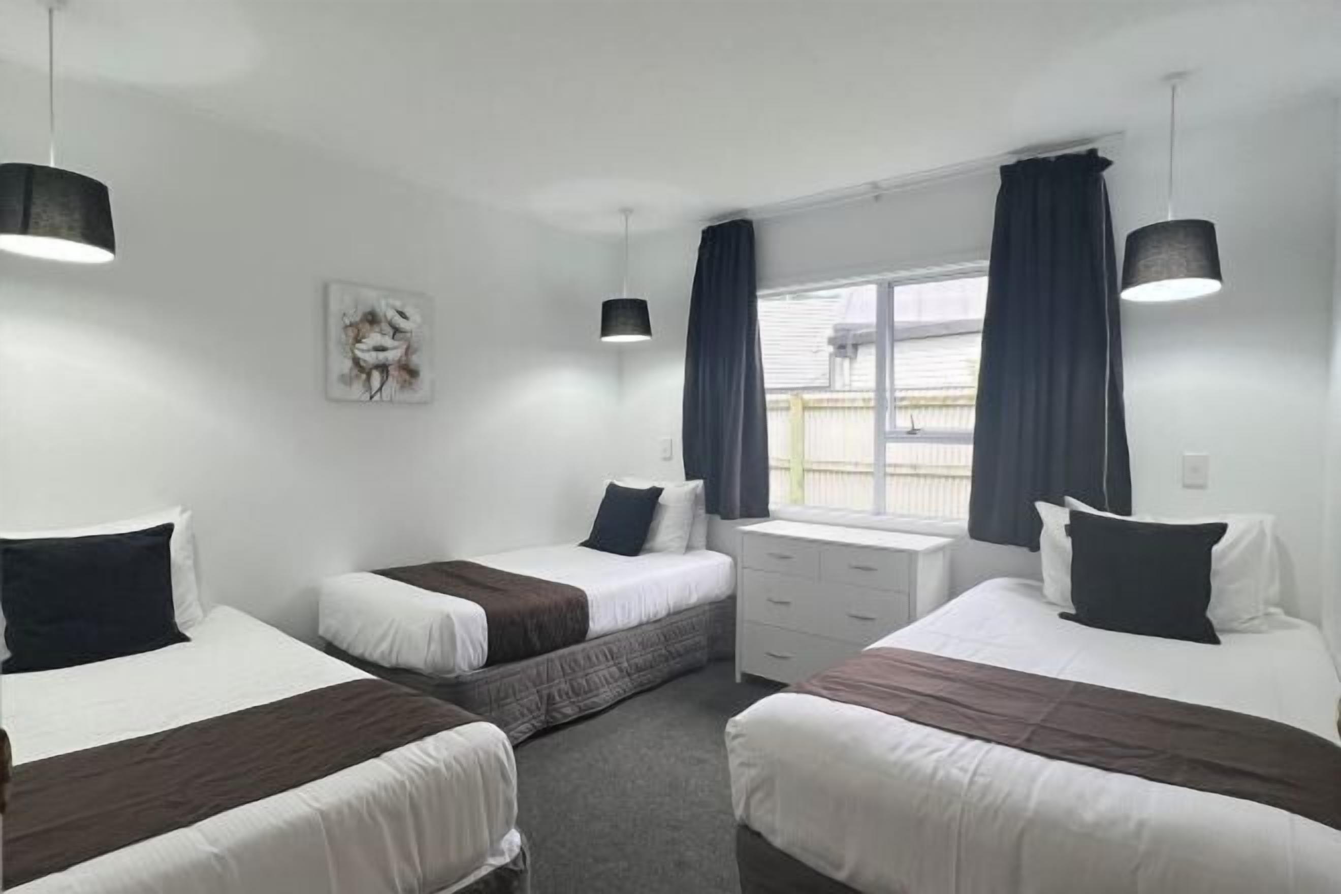 Premium bedding, Select Comfort beds, in-room safe, desk