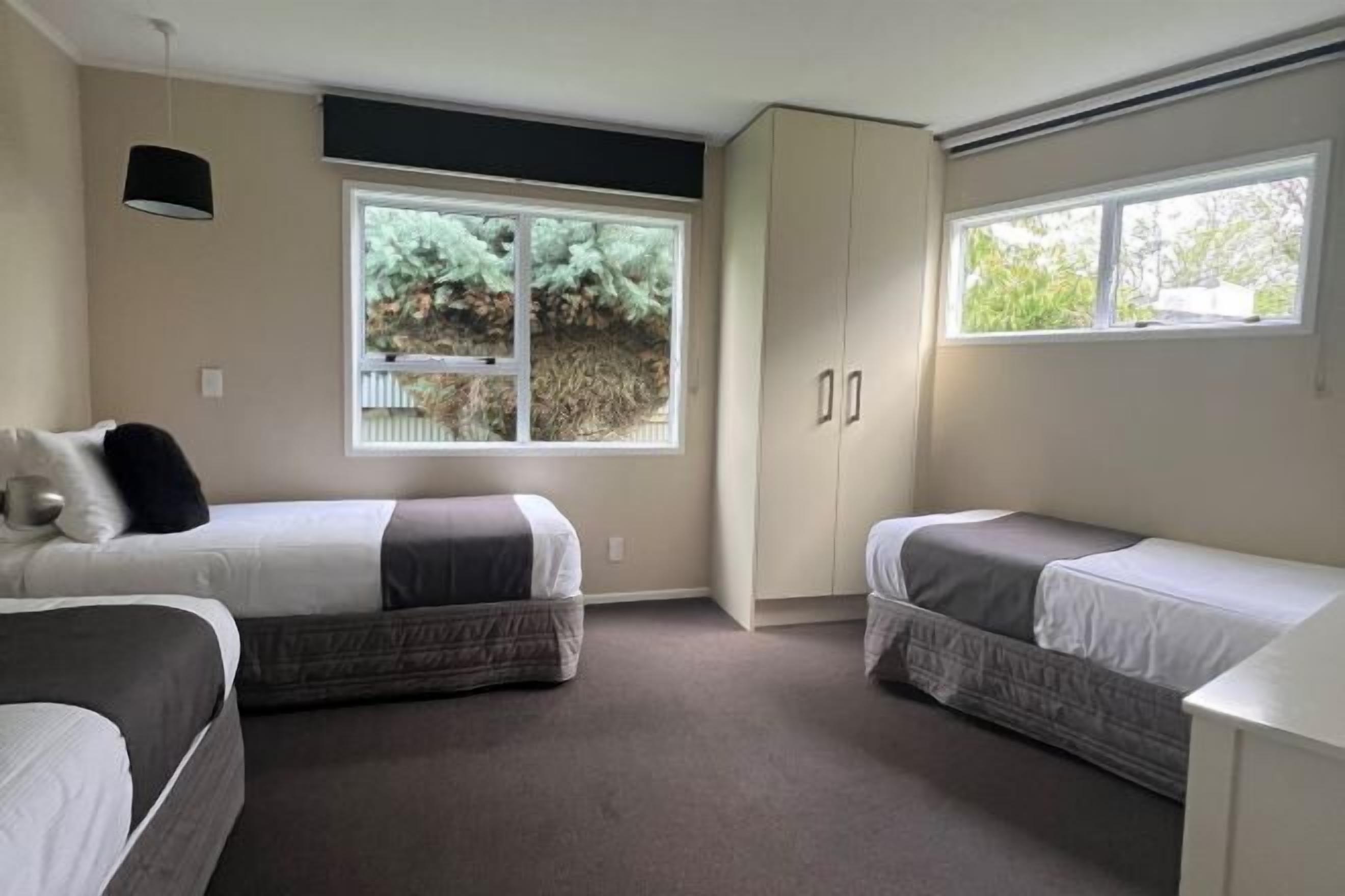 Premium bedding, Select Comfort beds, in-room safe, desk