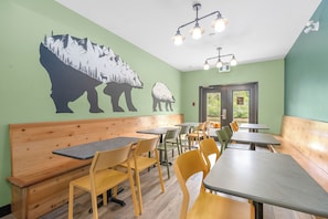 Property amenity - Squamish Adventure Inn (Squamish)