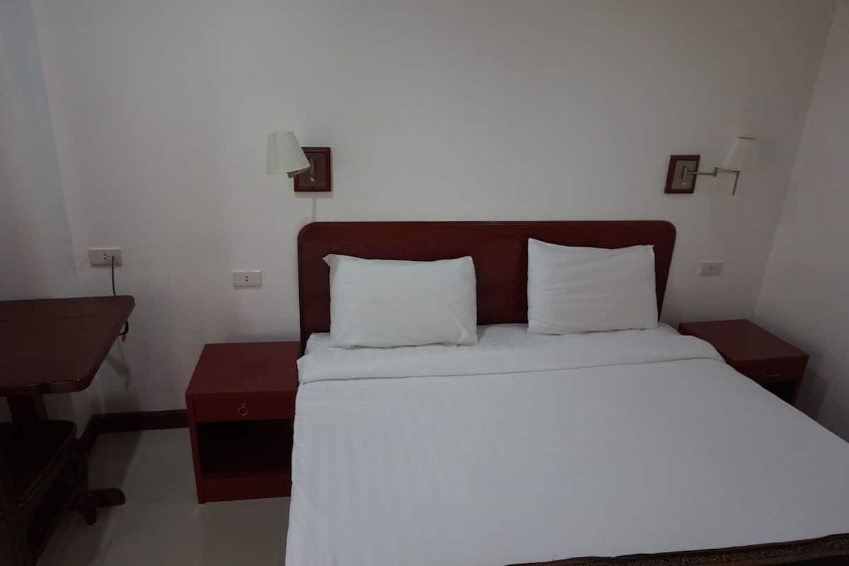Habitación doble estándar | Escritorio y wifi gratis