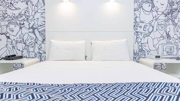 Minibar, in-room safe, soundproofing, free WiFi