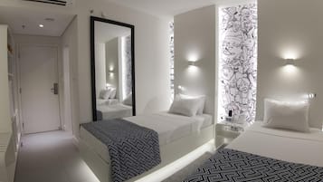 Minibar, caja de seguridad en la habitación y insonorización