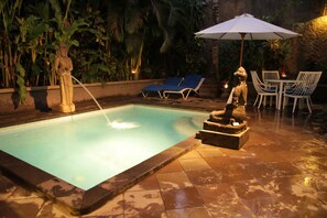 Indoor pool, outdoor pool