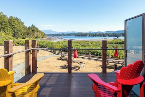 Family Suite, 2 Queen Beds, Lake View, No Pets | Terrace/patio