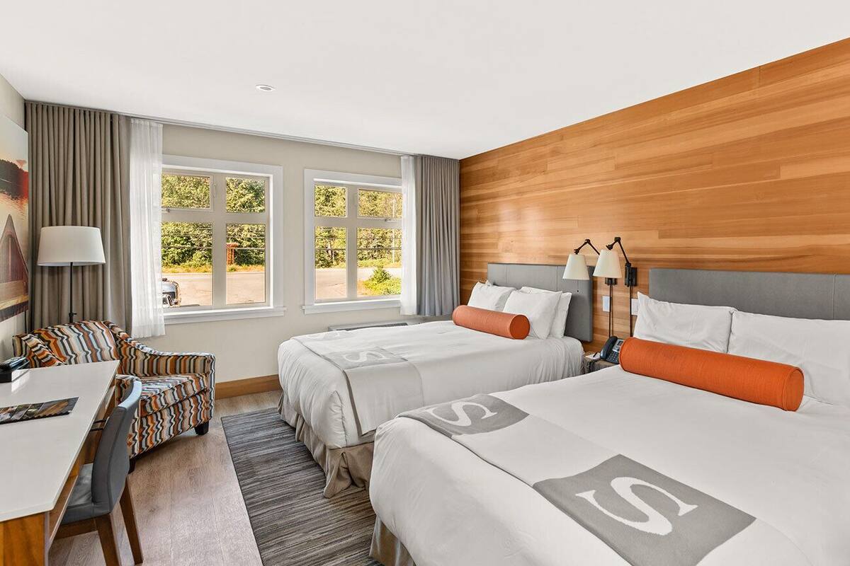 1 bedroom, in-room safe, desk, blackout curtains