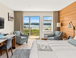 In-room safe, desk, blackout drapes, free WiFi