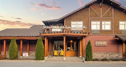 Sproat Lake Landing Resort
