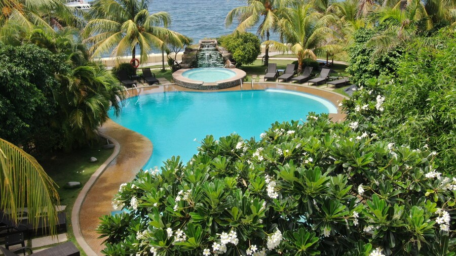 Thalatta Resort