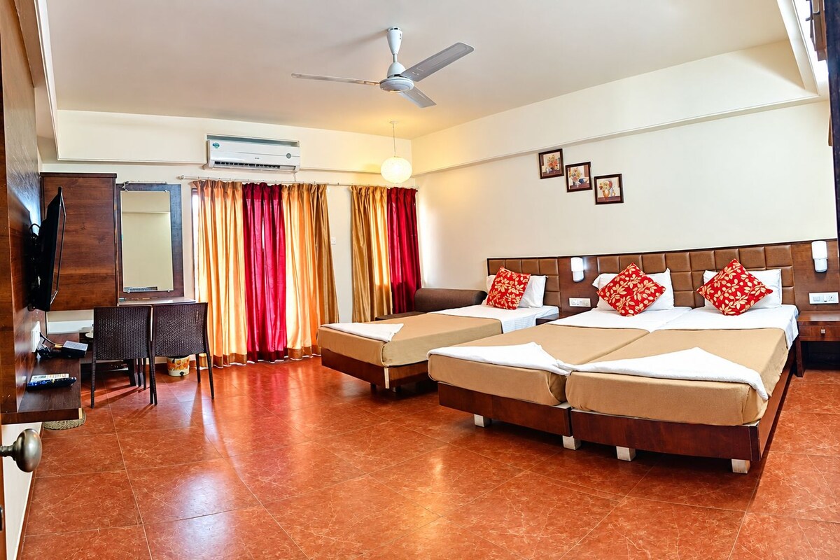 Family Triple Room | Premium bedding, free WiFi