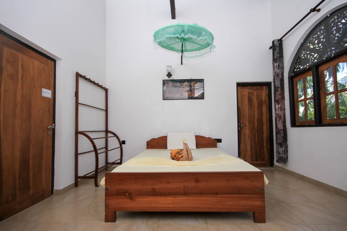 Standard Single Room, 1 Bedroom (with AC)