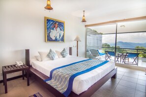 Premium bedding, minibar, in-room safe, individually decorated - Theva Residency (Kandy)