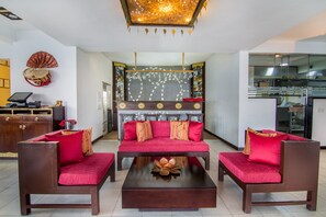 Bar (on property) - Theva Residency (Kandy)