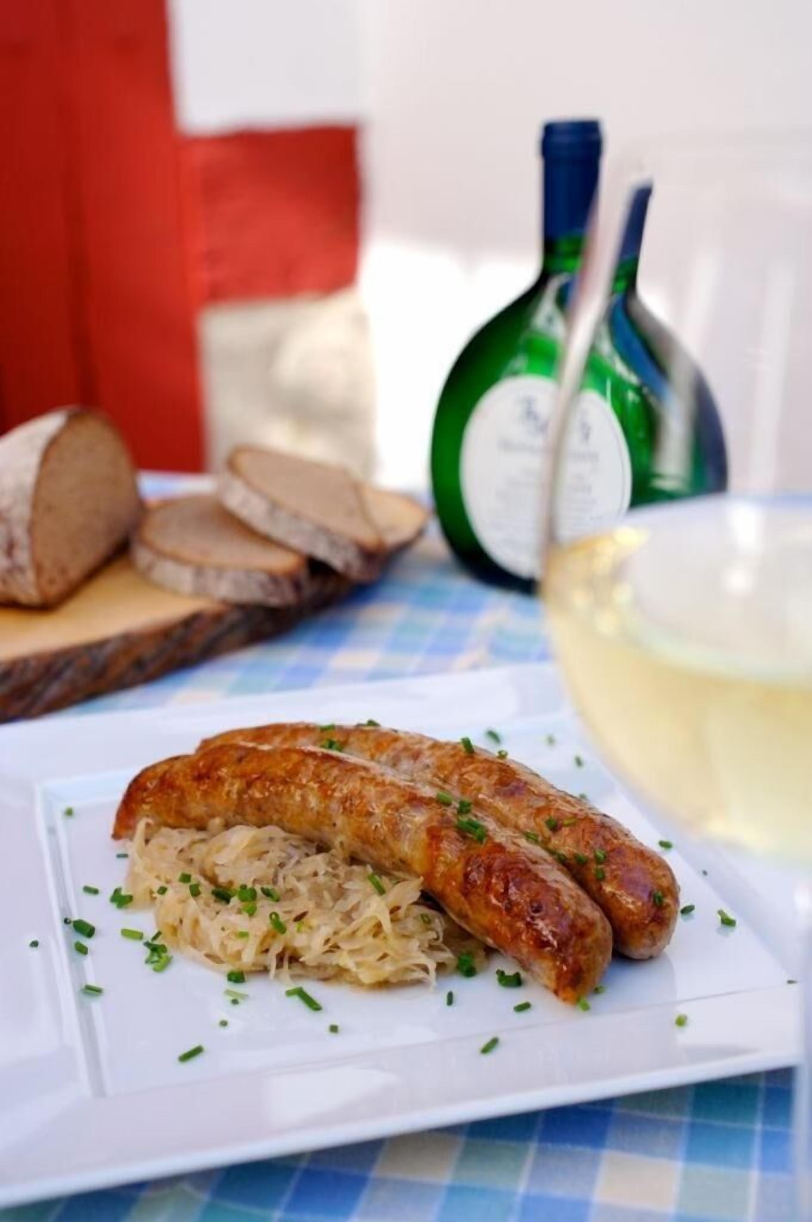 lunch and dinner served, regional cuisine