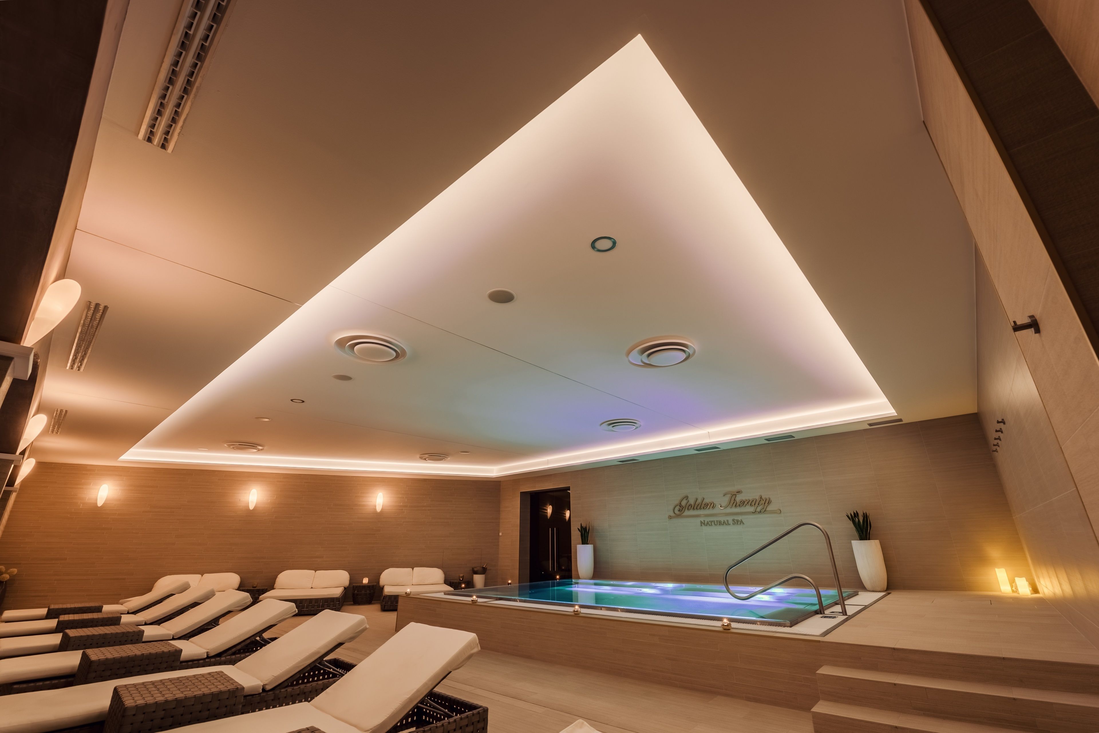 sauna, hot tub, steam room, massages