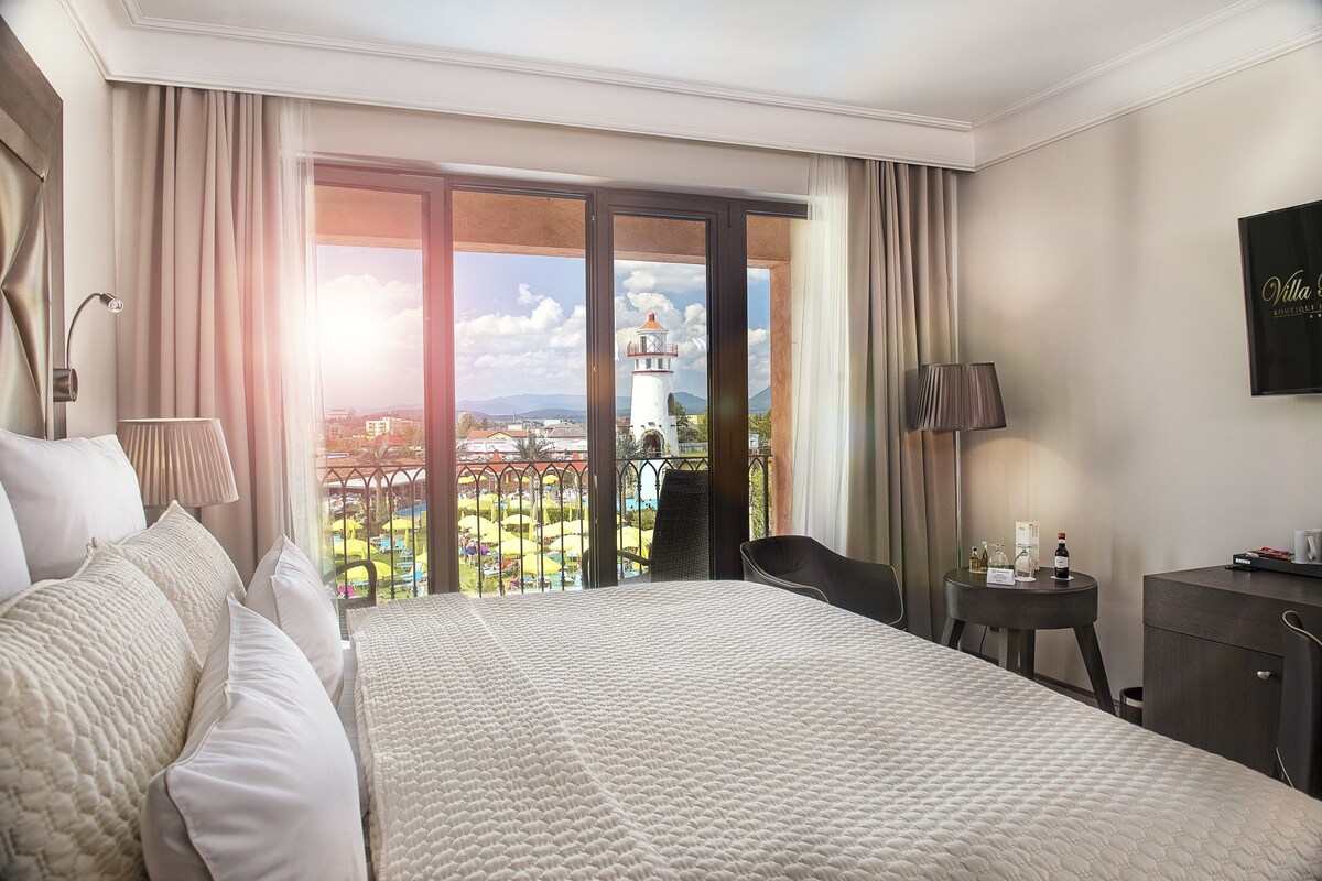 Phòng đôi Deluxe, 1 giường đôi, phù hợp cho người khuyết tật, quang cảnh hồ bơi | Quang cảnh từ phòng