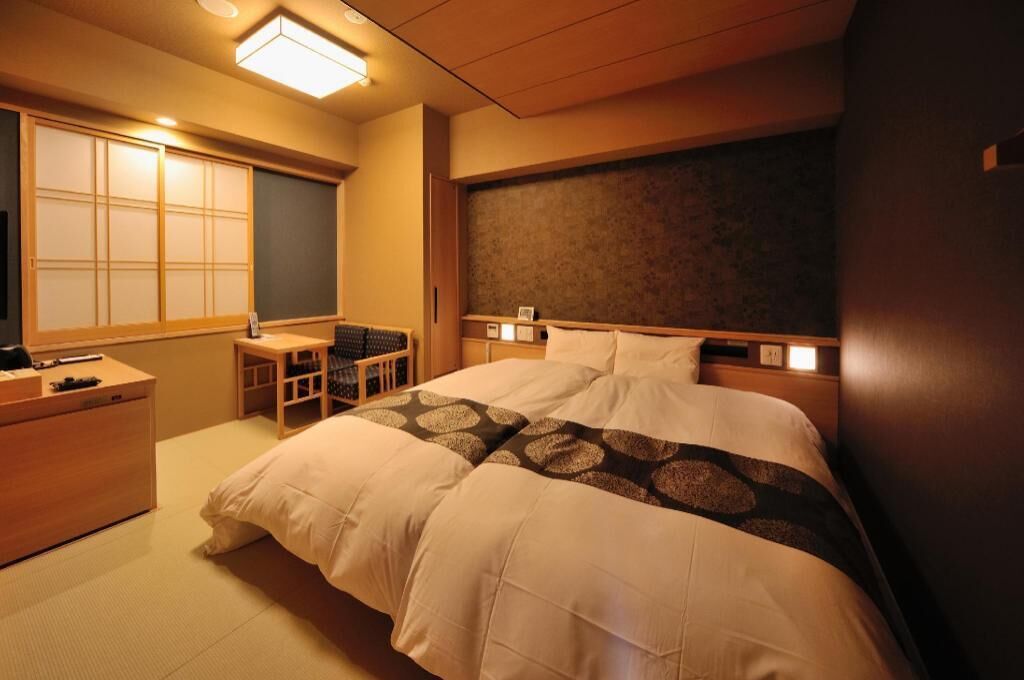 In-room safe, individually decorated, individually furnished, desk