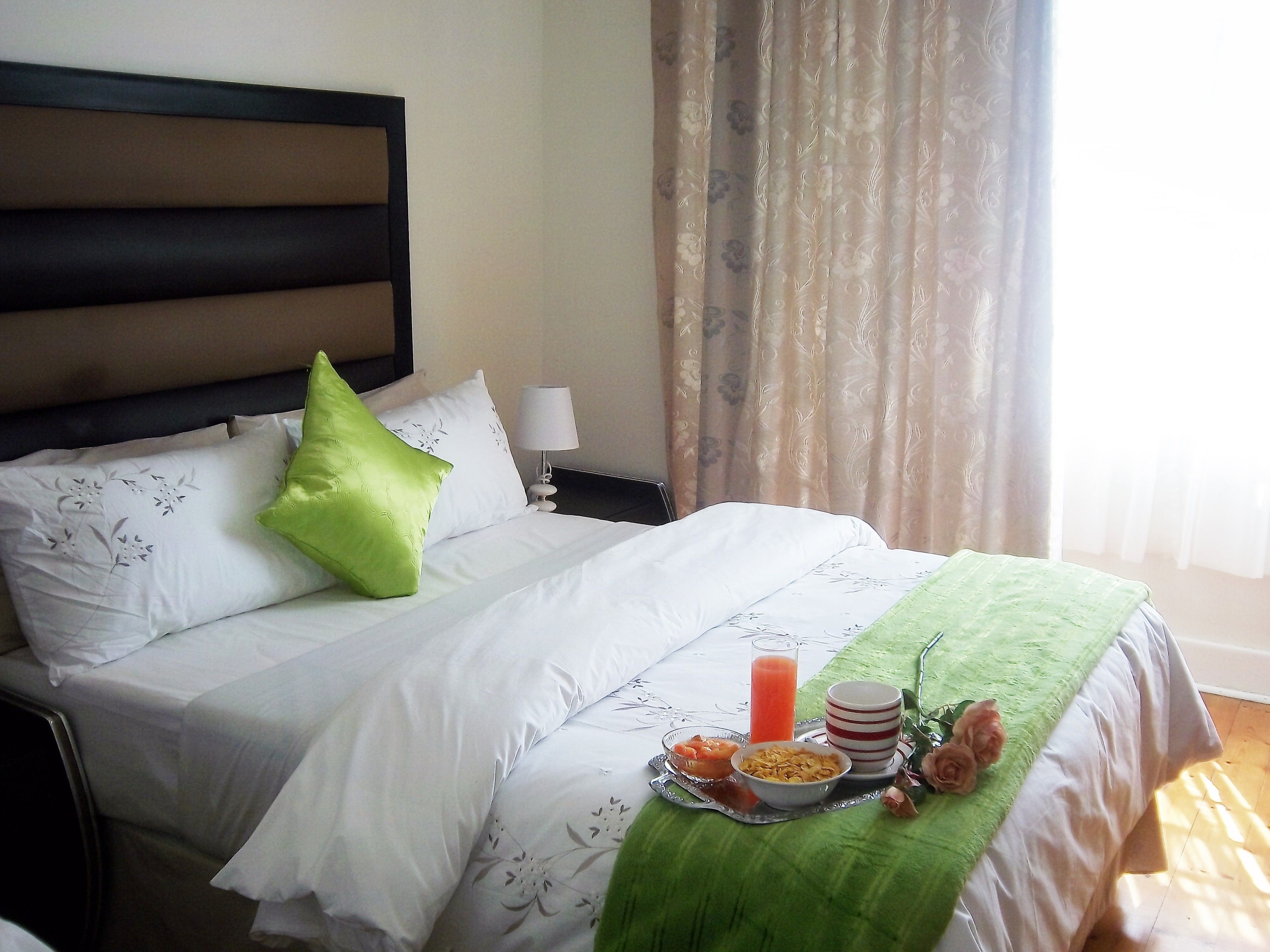 Standard Double Room | Desk, cots/infant beds, rollaway beds, free WiFi