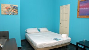 Studio | 1 slaapkamer, een bureau, verduisterende gordijnen, geluiddichte muren