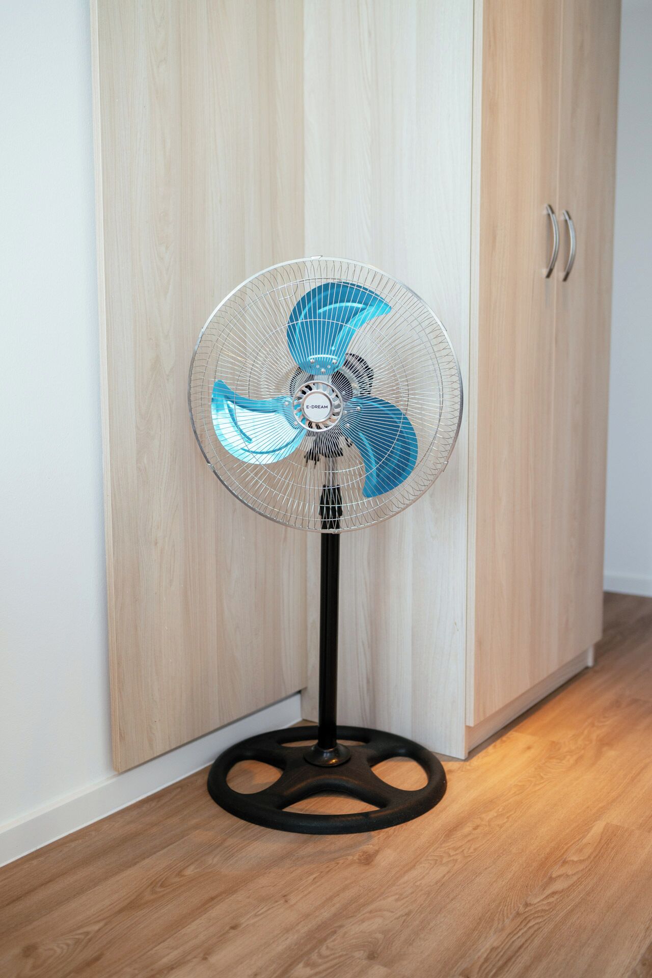 double or twin room | 1 bedroom, in-room safe, desk, laptop workspace