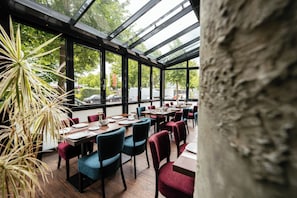 Päivittäinen buffetaamiainen (20 EUR per henkilö)