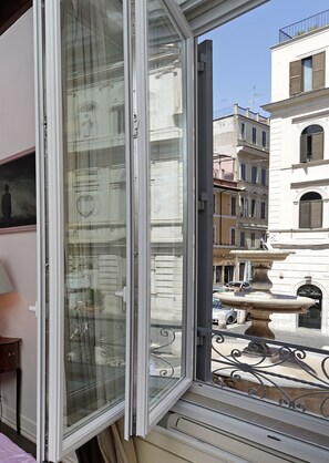 View from room - Piazzetta de' Monti Suites (Rome)
