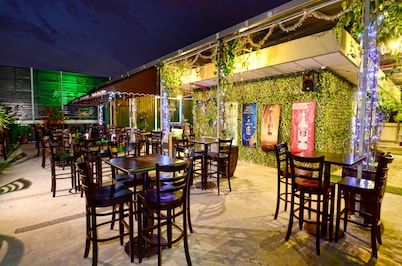 Hotel Nusa CT
