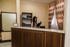 Reception - Art Hotel (Tashkent)