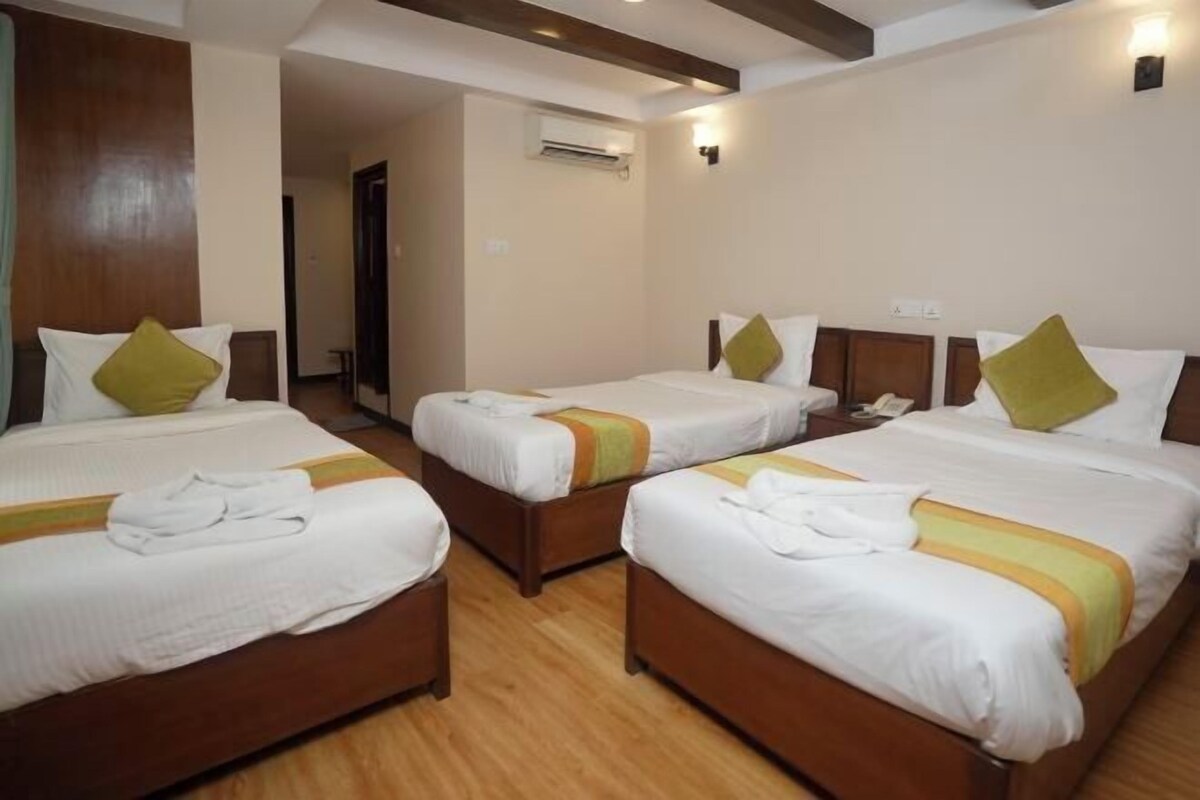 In-room safe, desk, soundproofing, WiFi (free)